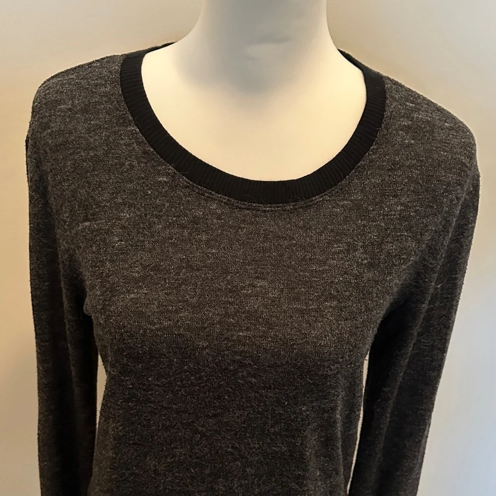 Wilfred Charcoal and Black Knit Top - Picture 2 of 6
